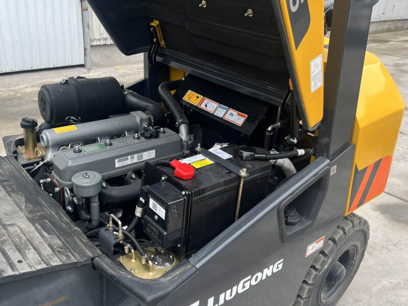 liugong e25-10 xe nâng 2.5 tấn giá rẻ